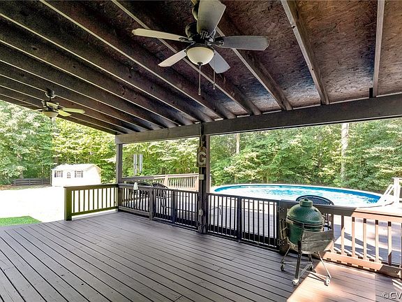 3rd image of 10001 Cheroy Woods Ln