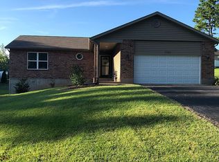 1207 Del Haven Dr, Fenton, MO 63026