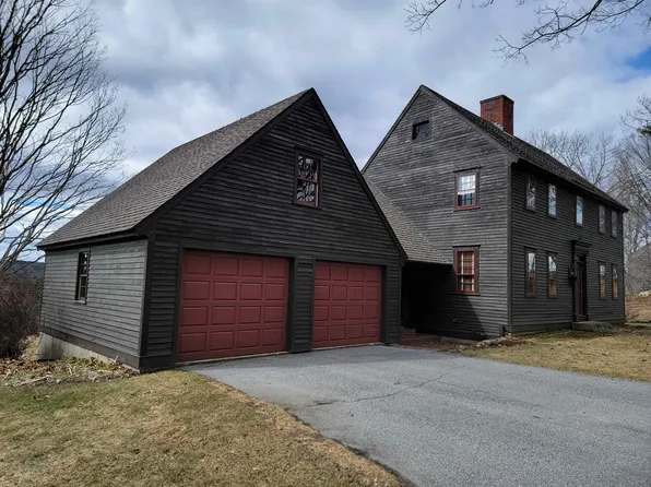 93 College Road, Center Harbor, NH 03226