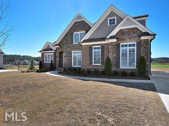 3rd image of 34 River Shoals Dr