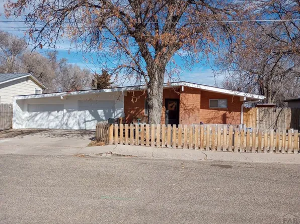 707 E Chestnut St, Lamar, CO 81052