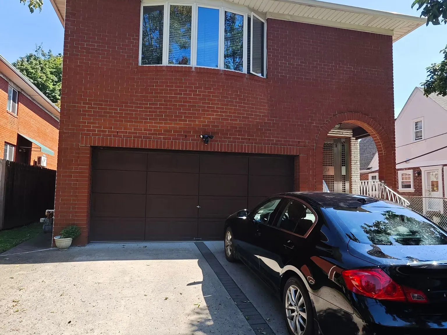 2 bed, 850 sqft, $3,200 — Photo 1