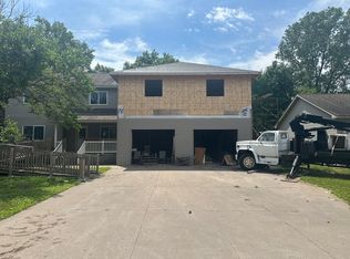 1020 95th Ln NW, Coon Rapids, MN 55433