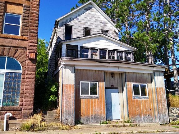 2nd image of 128 E 1st St #E
