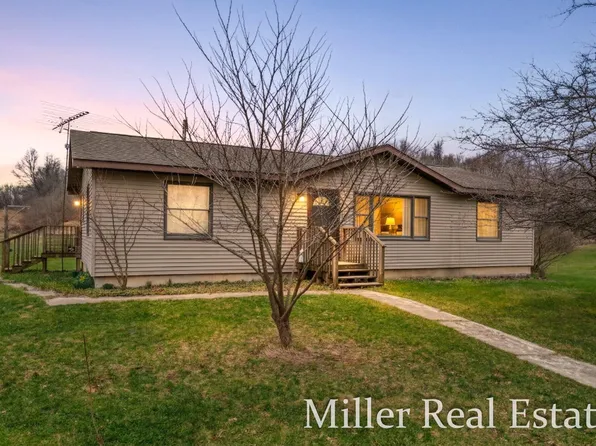 6130 Gurd Rd, Hastings, MI 49058