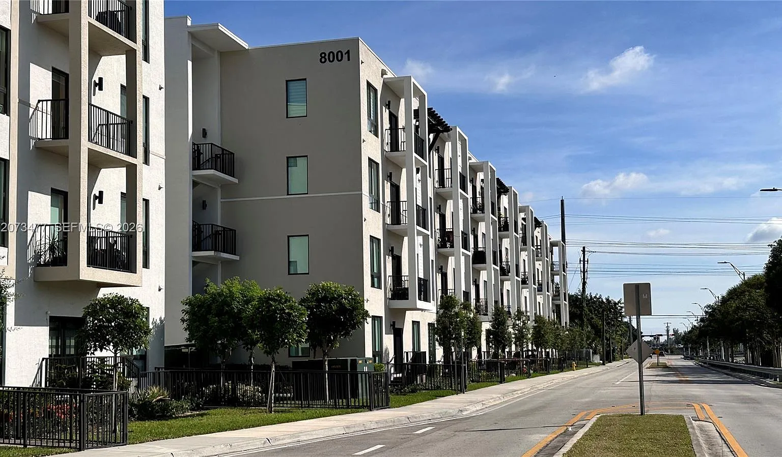 Downtown Doral South Phas — Photo 1
