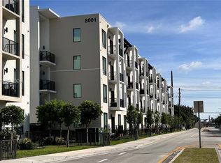 8001 NW 41st St #308, Miami, FL 33166