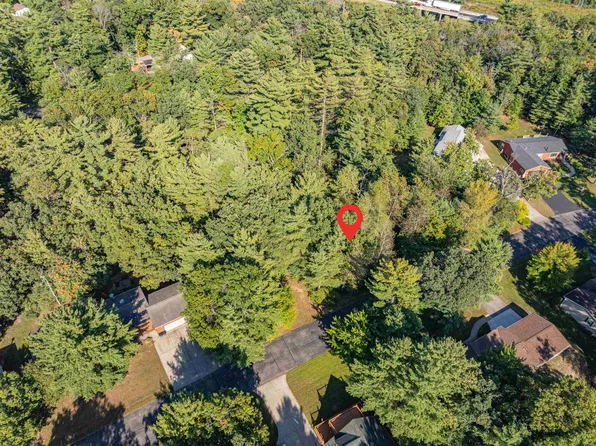 147 Cliffside Dr, Wisconsin Dells, WI 53965