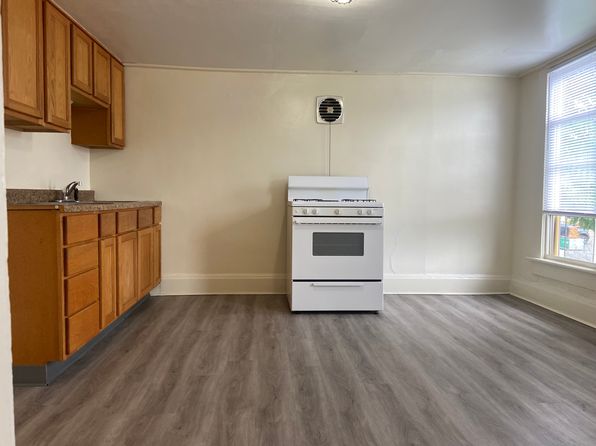 223 E Long Ave Floor 2