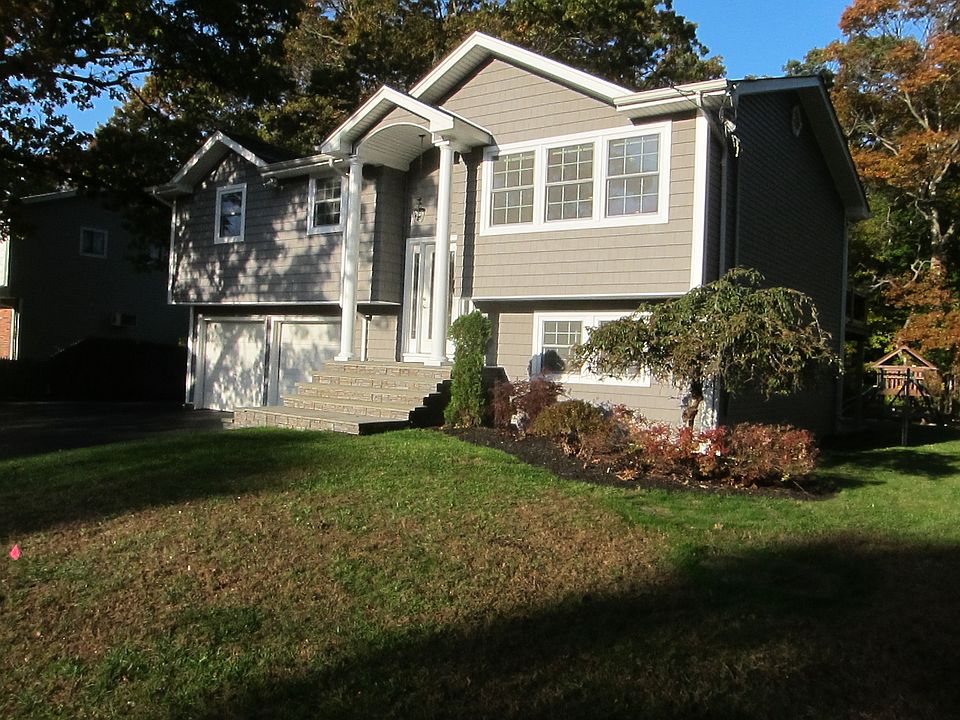 1st image of 50 Oakwood Hills Dr