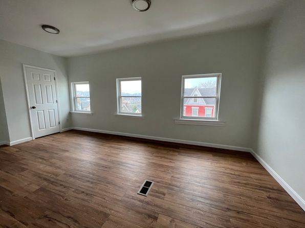 3208 Juliet St FLOOR 2