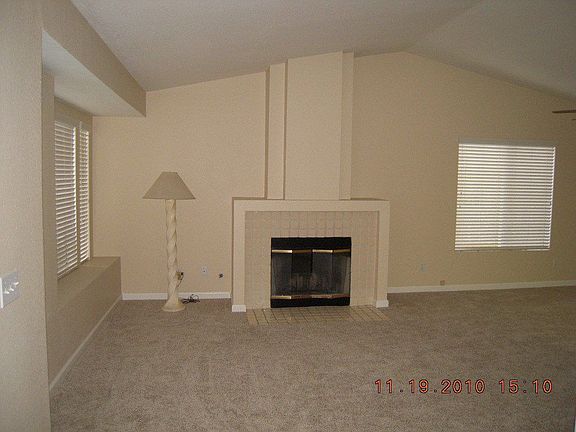 4th image of 39601 Sunrose Dr