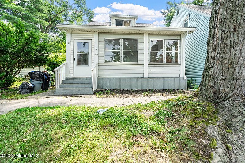2nd image of 460 Ontario Street