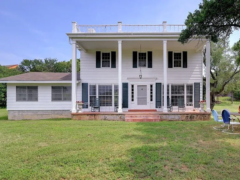119 River Pl — Photo 1