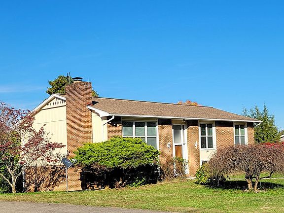 4th image of 546 Pimlico Dr