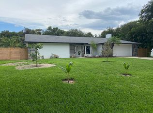 255 Pelican Dr, Melbourne Beach, FL 32951