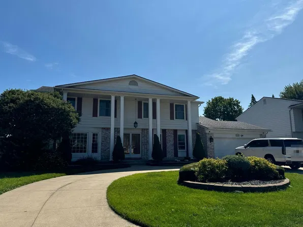 39300 Twenlow Dr, Clinton Township, MI 48038