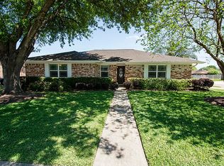4509 College Park Dr, Deer Park, TX 77536