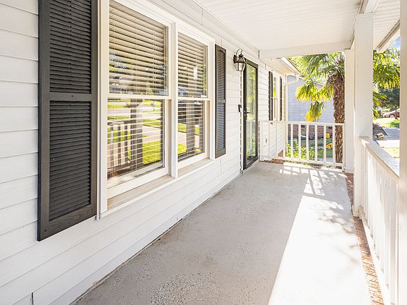 2nd image of 317 Pinonwood Dr