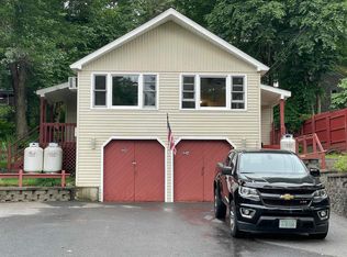 84 Shore Dr, Salem, NH 03079