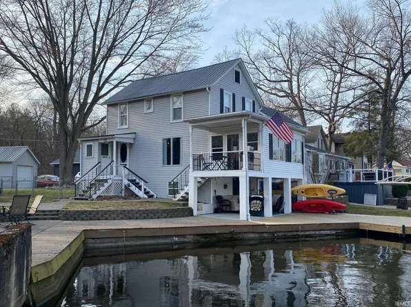 623 Lions Dr, Rome City, IN 46784