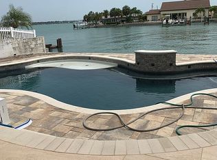 416 Belle Isle Ave, Belleair Beach, FL 33786