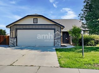 1104 N Deerhaven Way, Star, ID 83669