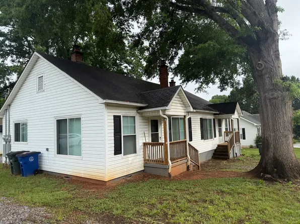 113 5th Ave NE #115, Conover, NC 28613