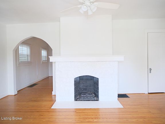 4th image of 1033 Sylvia St