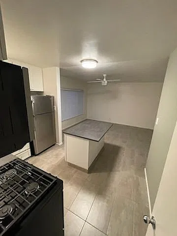 650 E Palm Canyon Dr — Photo 2