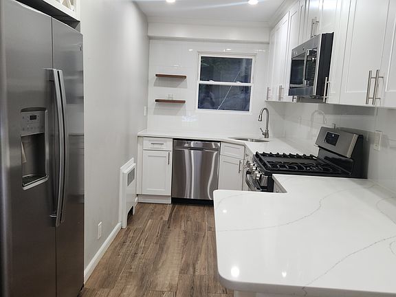 2nd image of 1120 50th St #8L