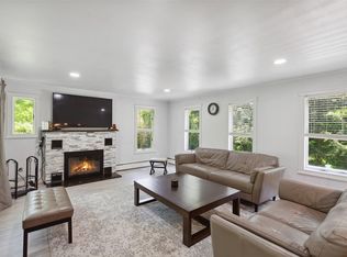 21 Wagon Ln, Brewster, NY 10509