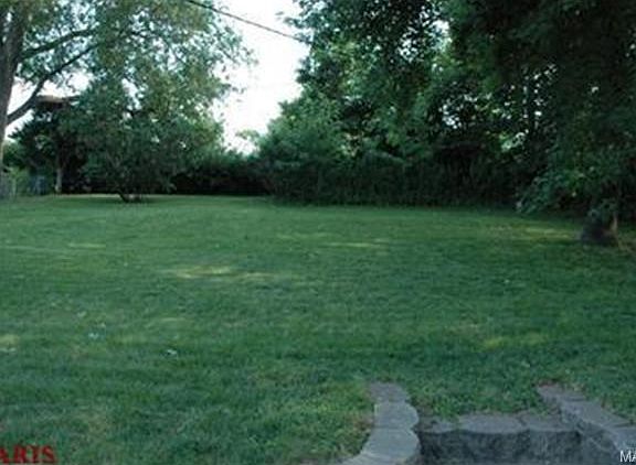 4th image of 230 Saint Cornelius Ln