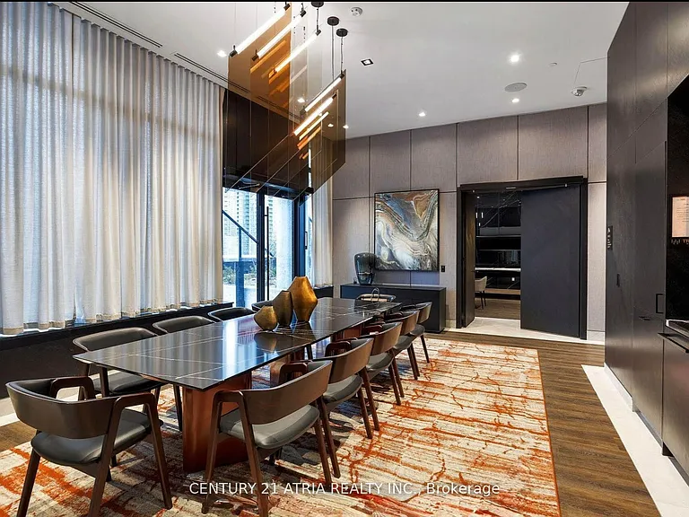 470 Front St W #1812 — Photo 28