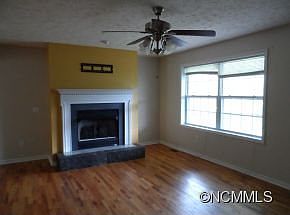 3rd image of 250 Ray Dr