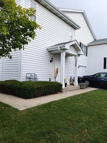 1st image of 1328 Orleans Dr #1328