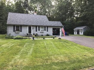 11 Centerwood Rd, Simsbury, CT 06070