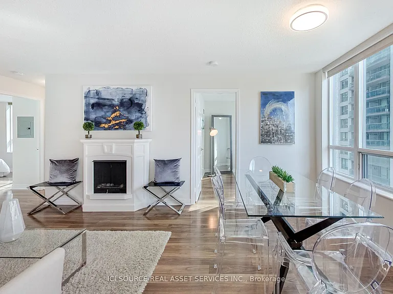 51 Lower Simcoe St #607 — Photo 5