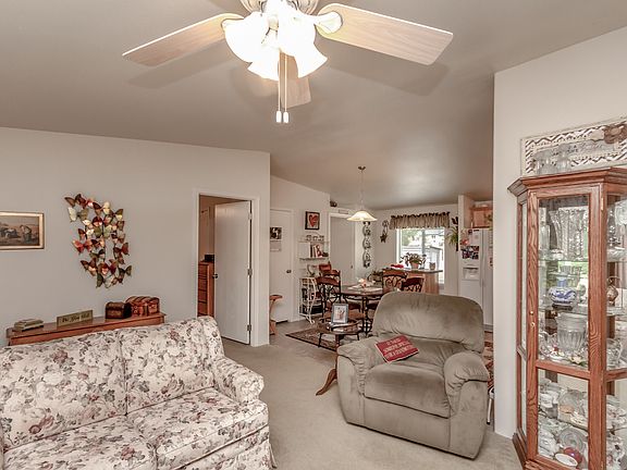 4th image of 32302 38th Ave E