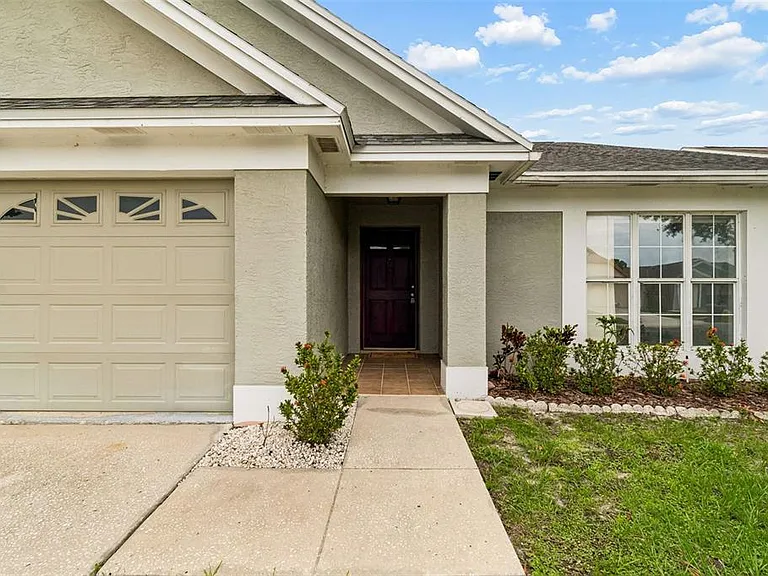 10105 Sea Spray Pl — Photo 3