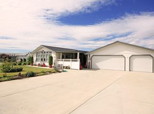 3701 Gun Club Rd UNIT 166, Yakima, WA 98901