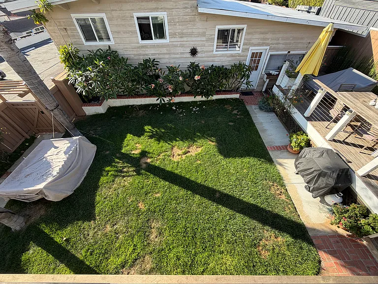 Maiden Ln — Photo 12