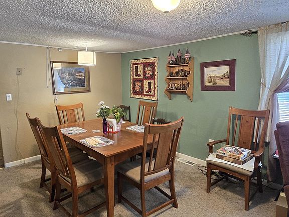 5th image of 633 Washakie St