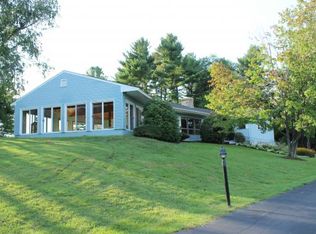 2 Parsons Ln, Dover, NH 03820