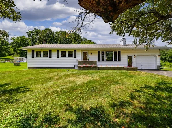 9 County Route 31, Oswego, NY 13126