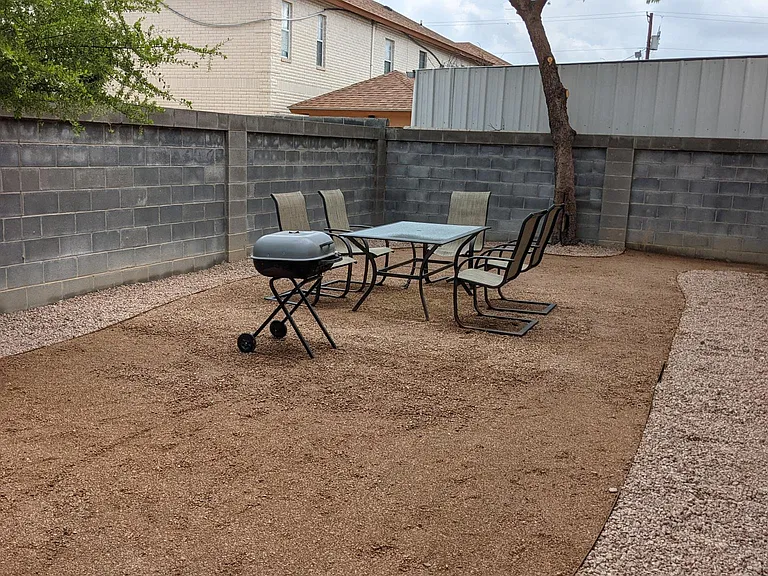 1708 Chacon St #1-4 — Photo 16