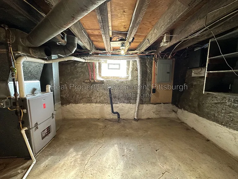 208 Rolfe St — Photo 15