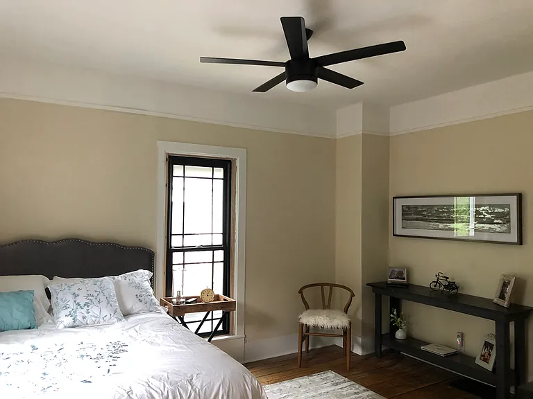 215 W Shawnee St — Photo 6