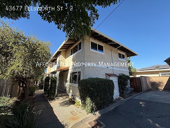 2nd image of 43677 Ellsworth St APT 2