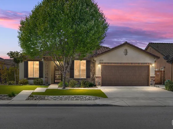 9415 Woodbrook Dr, Shafter, CA 93263